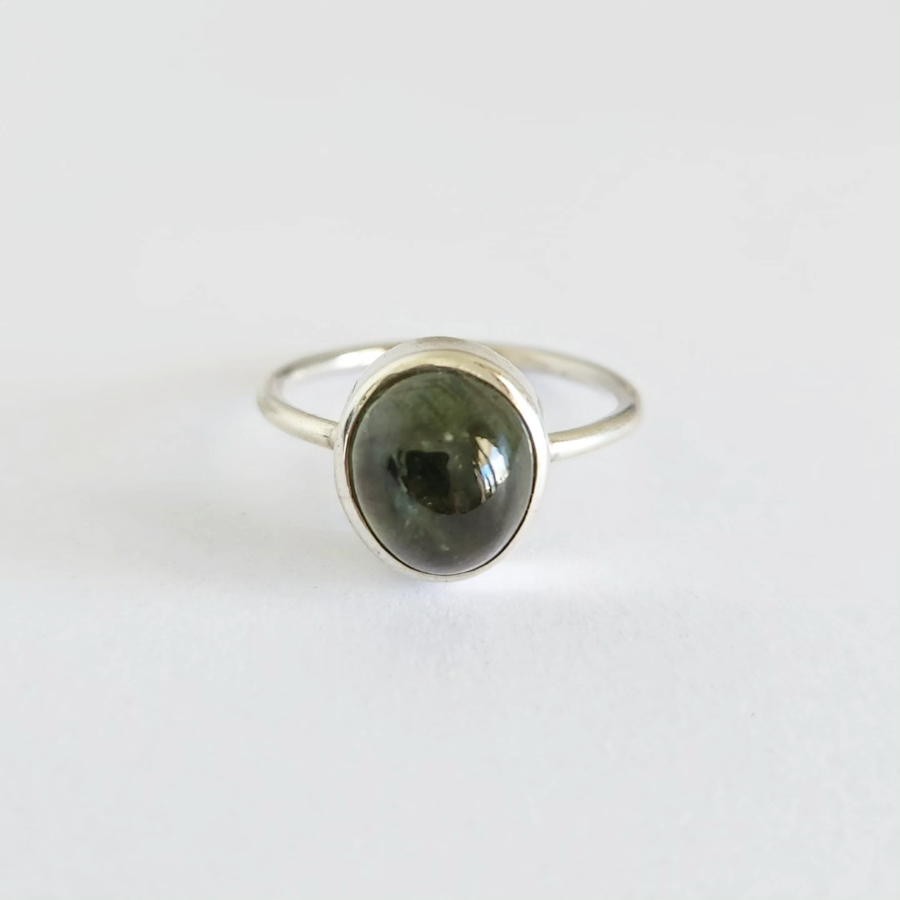 Atharwa Ring Bali Silver 925 Green Sapphire Stone
