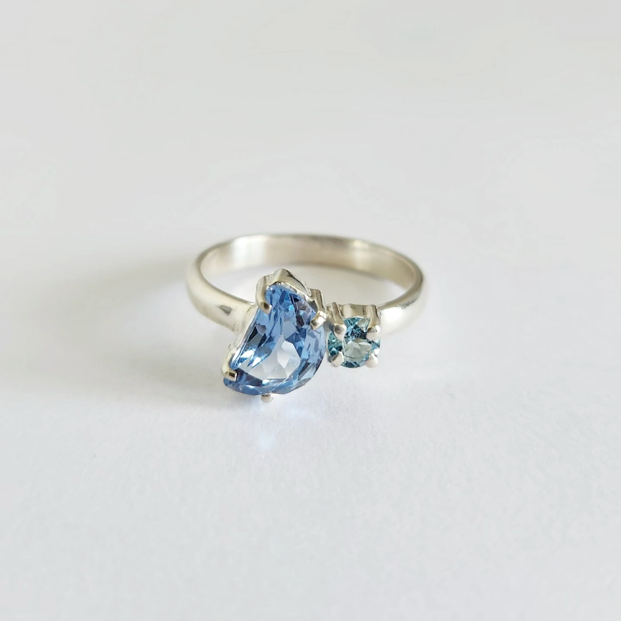Badiono Ring Bali Silver 925 Blue Topaz Stone