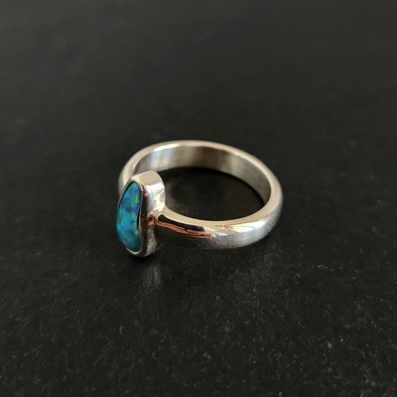 Kutampi Ring Bali Silver 925 Doublet Australian Opal