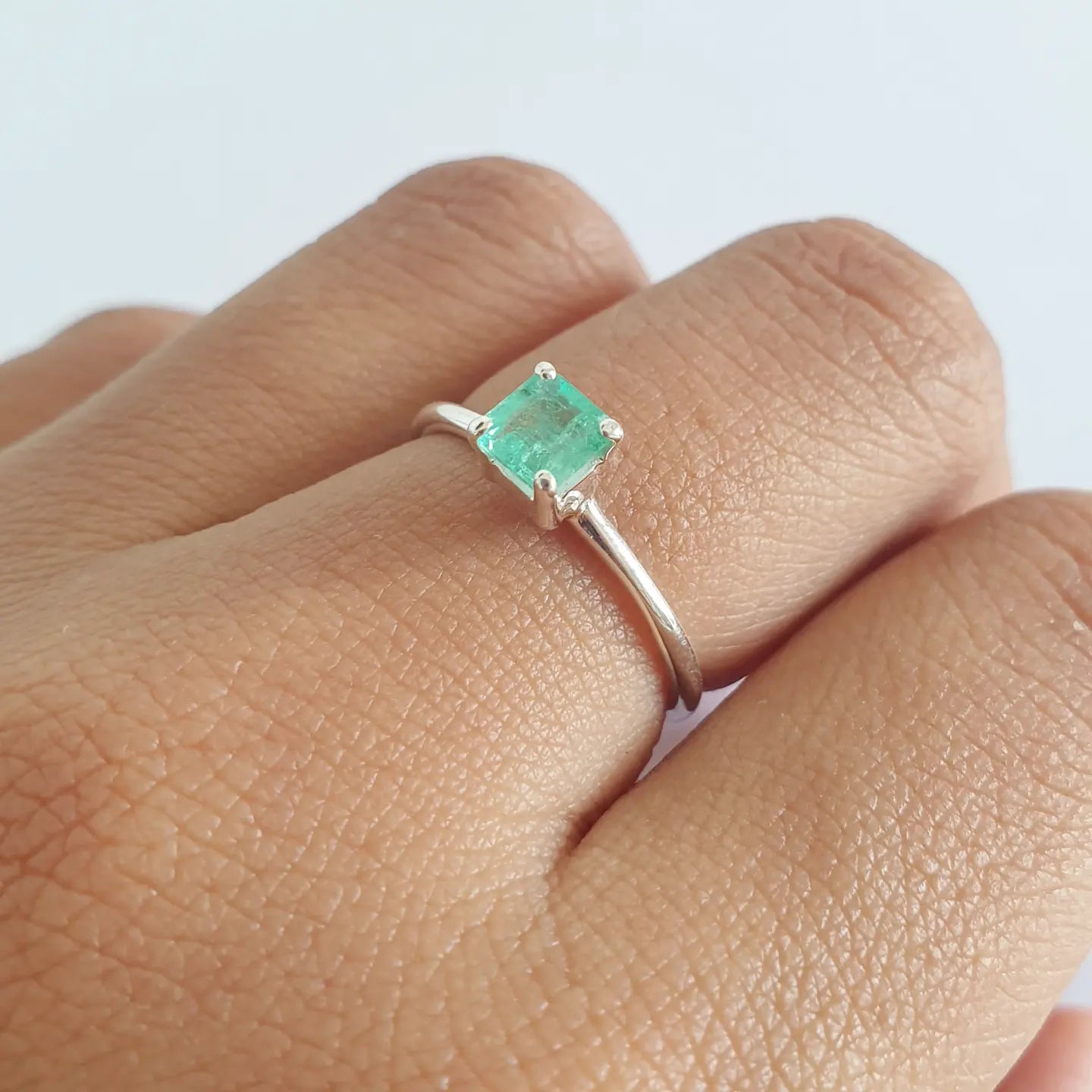 Bawean Ring Bali Silver 925 Emerald Stone